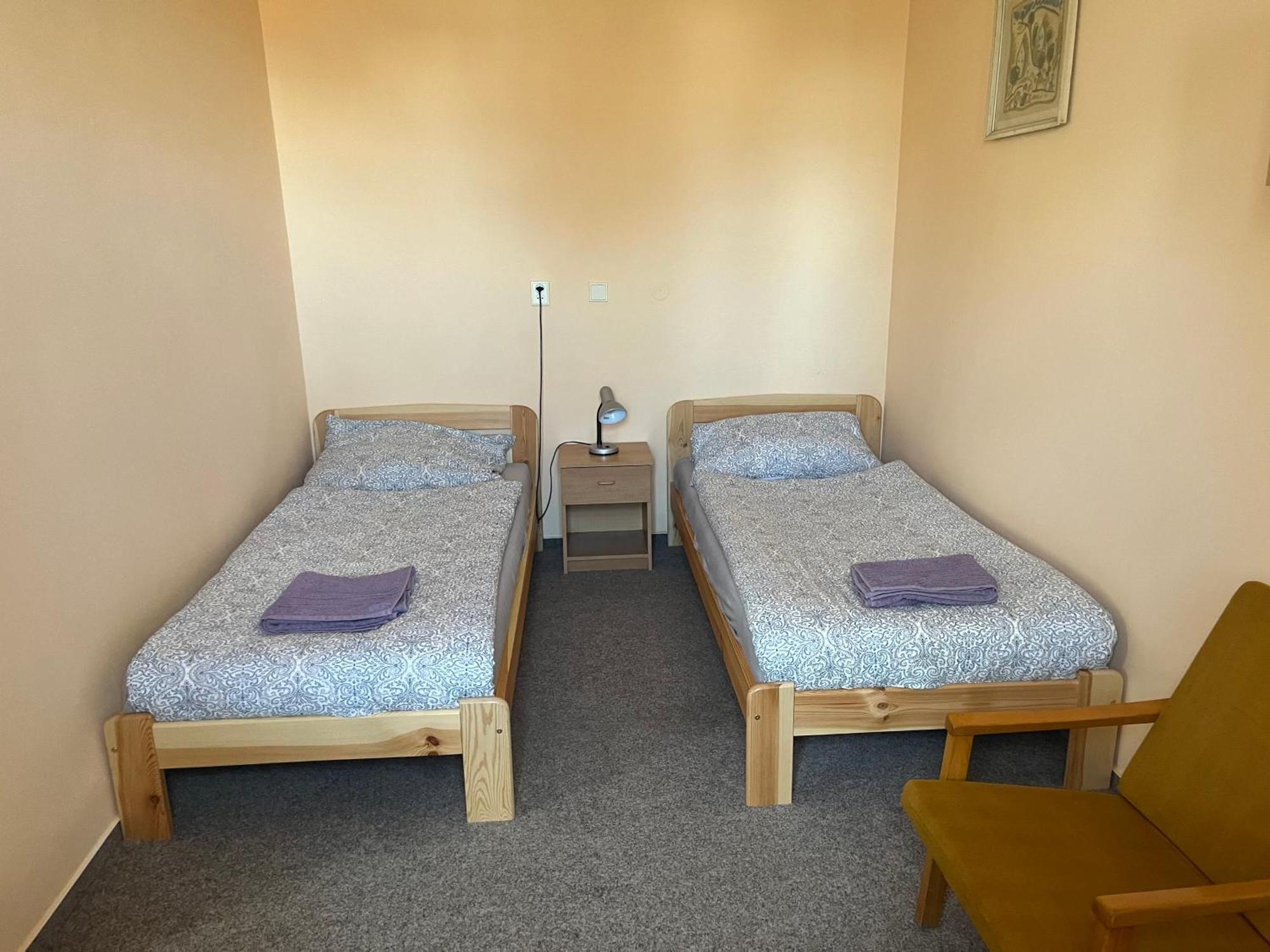 Apartmanovy Dum Obecna Skola Svetlik Экстерьер фото